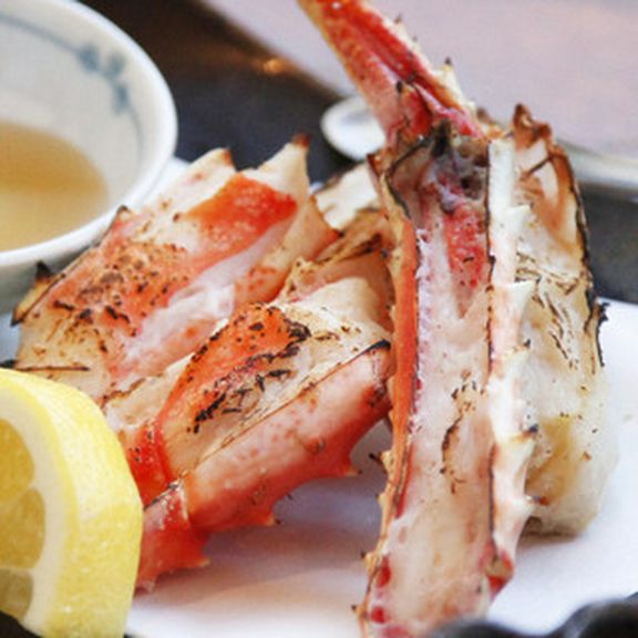 春の歓送迎会などにもオススメの、本タラバ焼きご宴会コースです。※料理のみのコースは4000円(税込)
