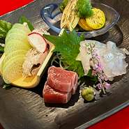 鱧すき煮風
無花果 こんにゃく
ニラ　豆腐
龍の玉子 温玉添へ
