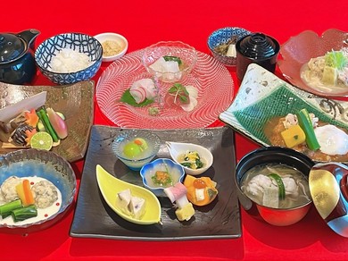 [接待/会食/祝い事に]月替わり おまかせ料理コース