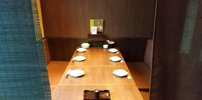 少人数で予約できる個室がある