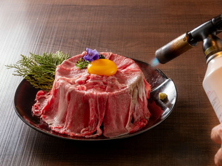 四万十麦酒牛の肉まぶし丼    3980円(税抜)＜4378円 (税込)＞