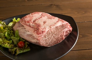 ドリップのない広島県産和牛の「ヒレ」「サーロイン」は格別