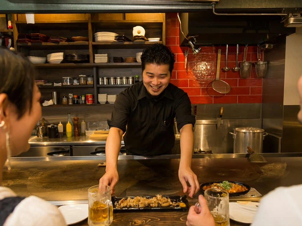 上質肉を気軽に。味やパフォーマンスだけでなく価格でも笑顔に