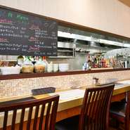 「材料さえあれば、何でも作るので気軽にリクエストしてください」とオーナー。