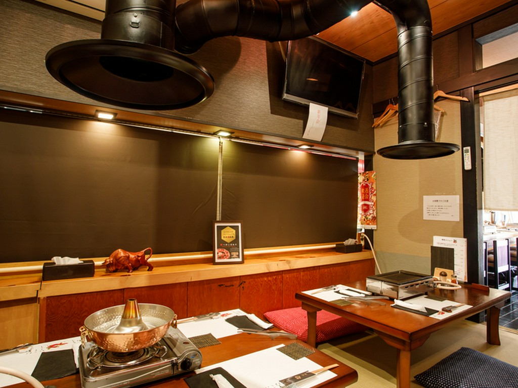 座敷があるので、お子さま連れのファミリーも心置きなく楽しめる