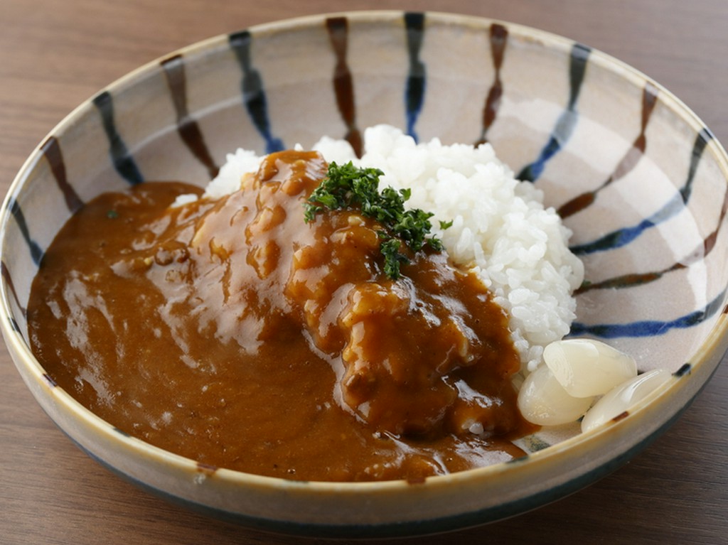 ジャンルにこだわらない、季節に合わせた新作メニュー