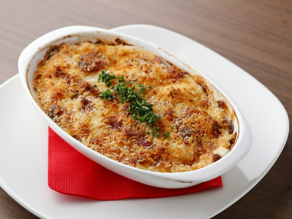 優しいまろやかな味わいの『懐かしのマカロニグラタン』は女性に大好評