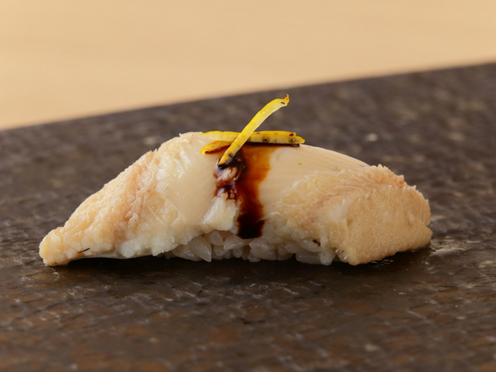 ふわふわ食感がたまらない『煮穴子』