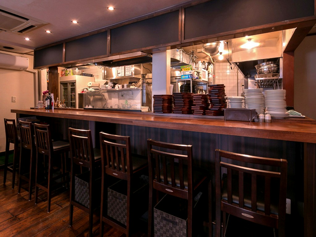 スポーツ観戦での貸切や宴会など、様々なシーンに対応