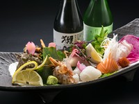 三方を海に囲まれた下関だからこそ新鮮なお刺身を楽しみいただけます。
※なお、仕入れによりご提供できない場合もございます。