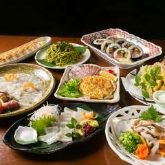 海の幸を中心とした、バリエーション豊かな料理と美酒で宴会を