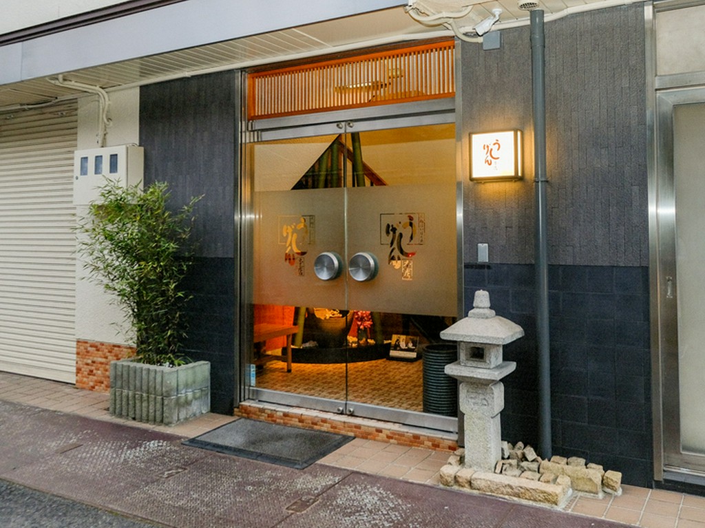 高級感漂う、モダンなエントランス