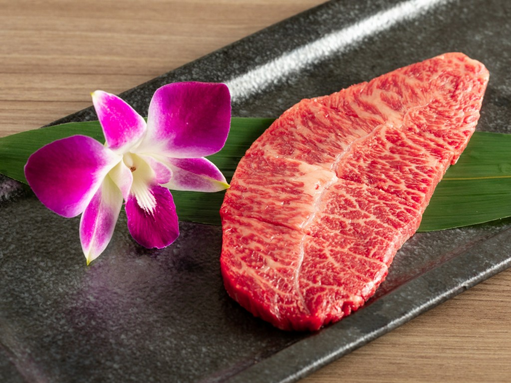 上質なおいしさを堪能できる希少部位『深谷牛ミスジ』