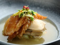 『毛鹿鮫のフカヒレ』