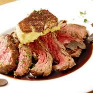 牛肉とフォアグラを贅沢にあしらった、フレンチの代表メニュー！当店イチオシの人気メニュー！抜群のコストパフォーマンスでこの味が食べられる！