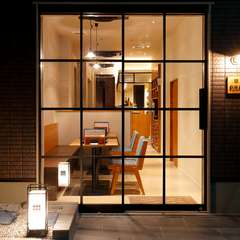 本通りから少し離れた、風情あるロケーション