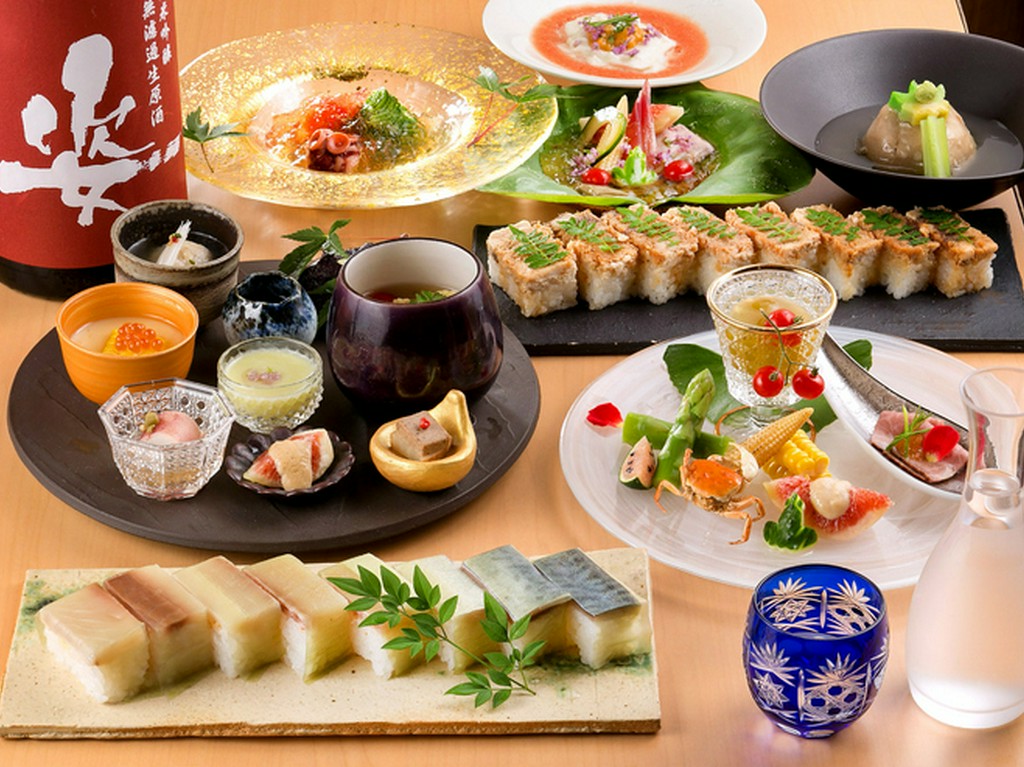 “旬食材”の味わいを最大限に生かした、多彩な季節料理に舌鼓