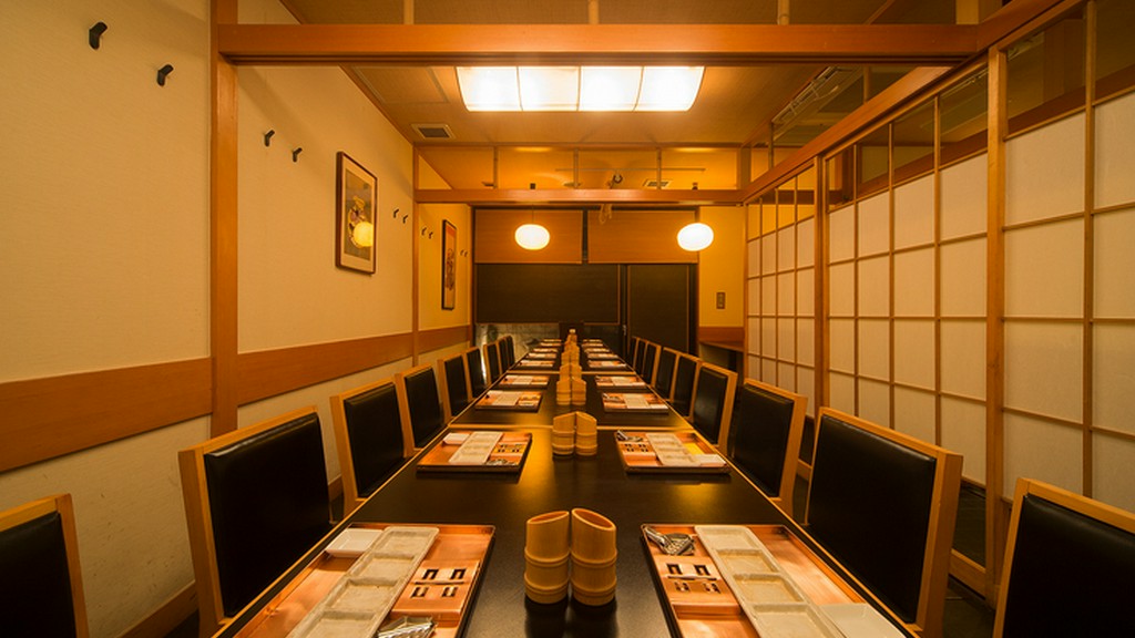 季節の味を満喫し、笑顔の連鎖広がる、ワンランク上の宴会に