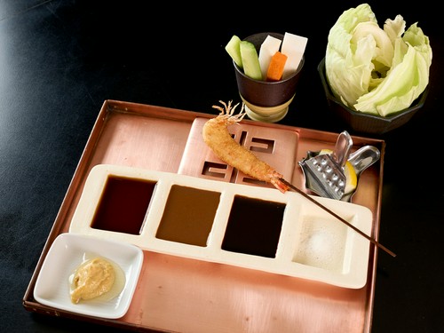 連日たくさんのゲストで賑わう、人気店