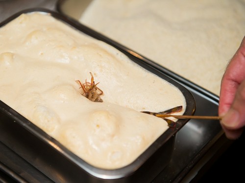 ふわっとつくられた衣に厳選食材を纏わせて