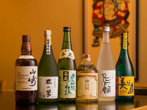 プレミアムなウイスキーや焼酎が揃い踏み