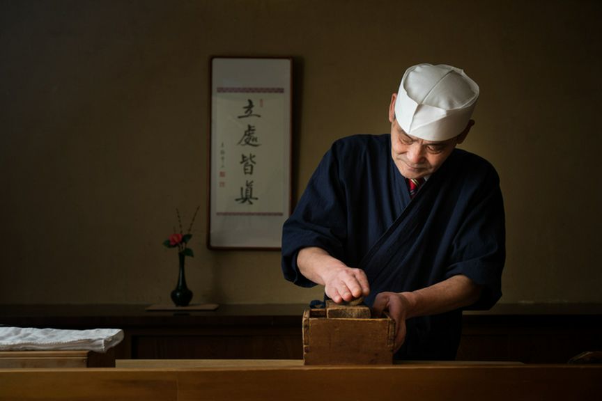他の店では楽しめない、古典的な仕事でお客様をもてなす