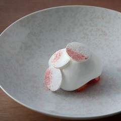 吉武氏と同郷のパティシエールがつくる『苺 Fraise』