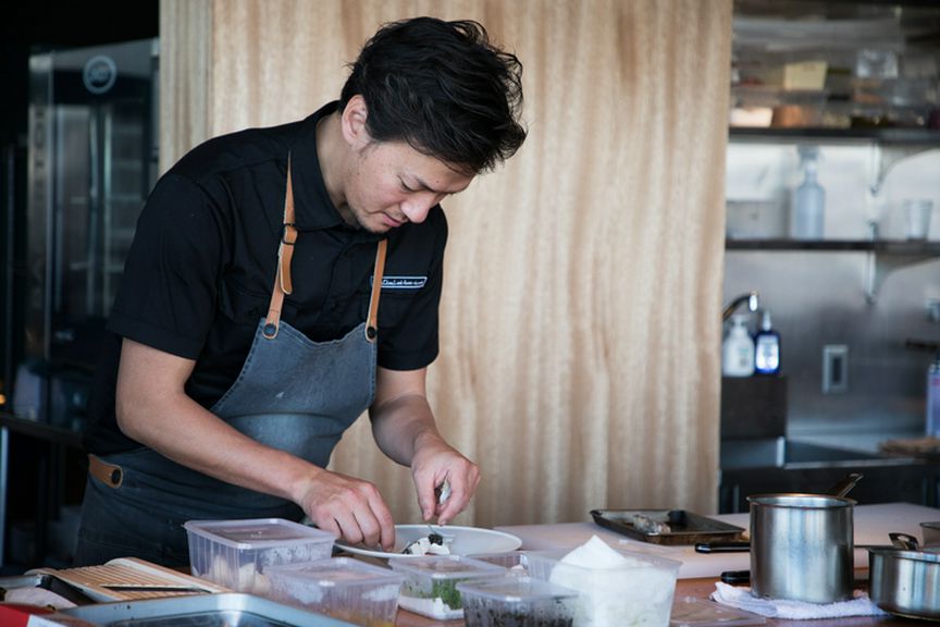 カジュアルな雰囲気のなか、ミシュランスターシェフの料理を堪能