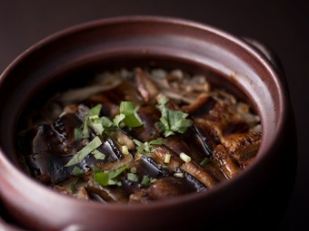 ふっくらとしたアナゴを頬張る幸せ『アナゴの炊き込みご飯』