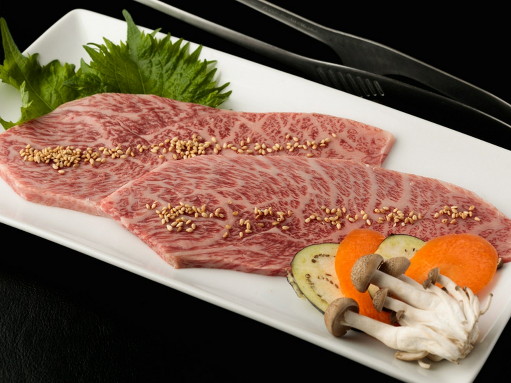 上品な脂のおいしさと肉の柔らかさにうなる『絶品イチボ』