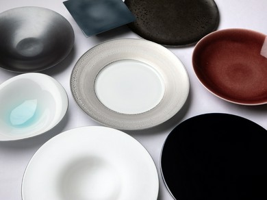 オリジナルで制作した器が料理を引き立てる