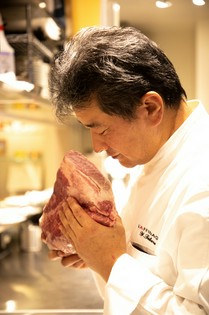 滋賀県草津【サカエヤ】新保さんから送られた熟成近江牛