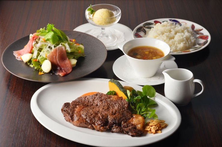 Tokachi La Vista Beef Steak Set