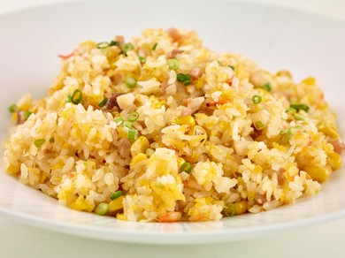 熱々のあんが海鮮の旨みをギュッととじこめた『海鮮あんかけ焼そば』