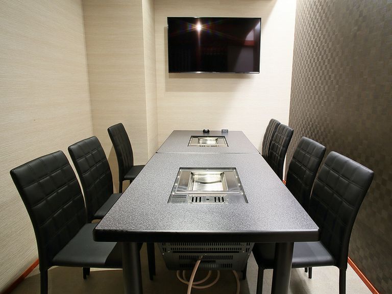 完全個室あり。ビジネスシーンでも頼れる気の付く接客も魅力