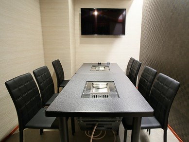 完全個室あり。ビジネスシーンでも頼れる気の付く接客も魅力