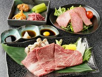 こだわりの付け合せは「しめじ」「オクラ」「たくあん」などのおすすめがセットに。中でも「たくあん」は、牛肉と相性抜群。肉の旨みを引き立たせ、ポリポリとした食感も楽しめます。