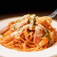 イタリアから日本に初めてパスタを持ち込んだと言われている東洋軒。長く愛され続けている伝統メニューの一つです。
