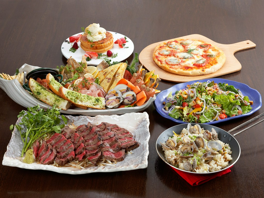 Piccoloのご宴会コース　※画像：ポンドUPステーキコース