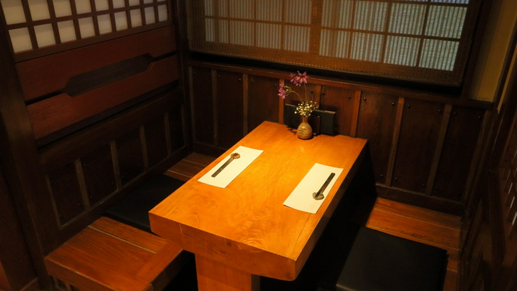 大切なゲストをもてなす会席に、細やかな気遣いが嬉しい