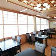 憩いの旅に欠かせない、記憶に残る美味しい料理と美しい景色。その両方を満たす、心づくしのおもてなしを受けられます。牡蠣尽くしの料理を堪能する女子旅で、振り返るのも楽しい思い出をつくれそうです。