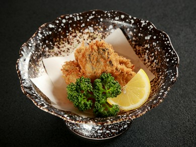 これまで食べてきた牡蠣フライの概念を覆される、“本物”の『牡蠣フライ』