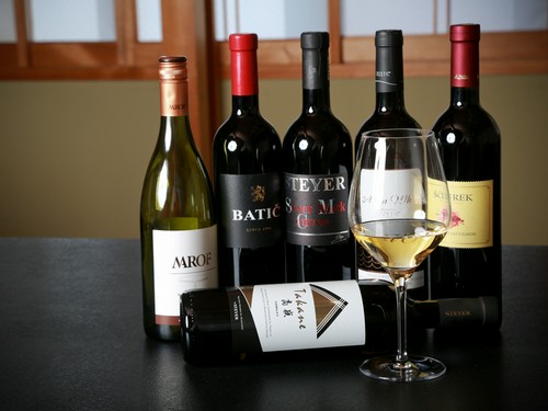 こだわり抜いたワインと牡蠣のマリアージュを