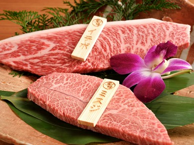 ランチではお得に極上の飛騨牛が味わえるメニューもございます