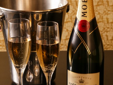 ドリンクは、肉と相性が良いものがラインナップ