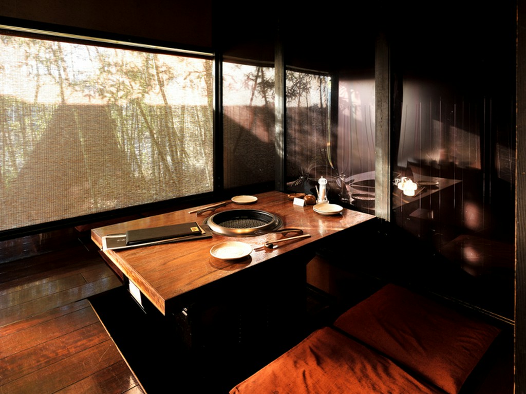 美味に舌鼓を打つ、水入らずのひと時を演出してくれる個室