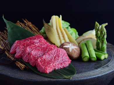 アプリ会員限定<飛騨牛贅沢盛りセット>