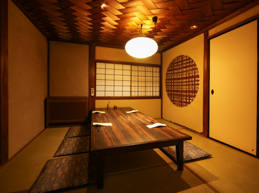 プライベートな時間をゆったりと過ごせる、和の個室空間