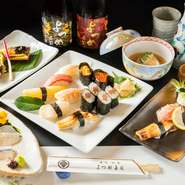 和を極めた二人の料理人が奏でる『会席料理』は日本料理の魅力があますところなく味わえる逸品揃いです。春夏秋冬、季節の味を楽しみに訪れるゲストが多いのもうなづけます。