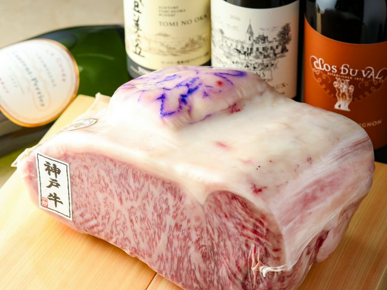 徹底した目利きで選りすぐる上質な食材を、心行くまで堪能